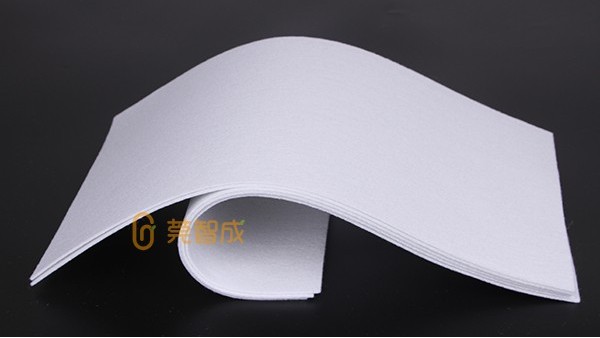 滌綸針刺氈的實(shí)用選購技巧