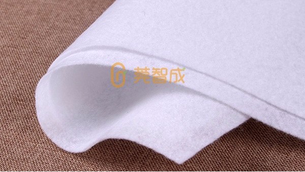 聚酯針刺無紡布-含水率太低易產生靜電